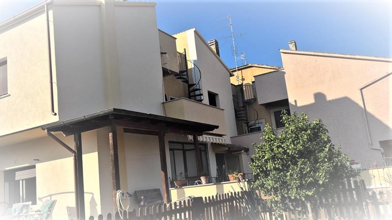 Appartamento Mileva House Civitavecchia Kültér fotó