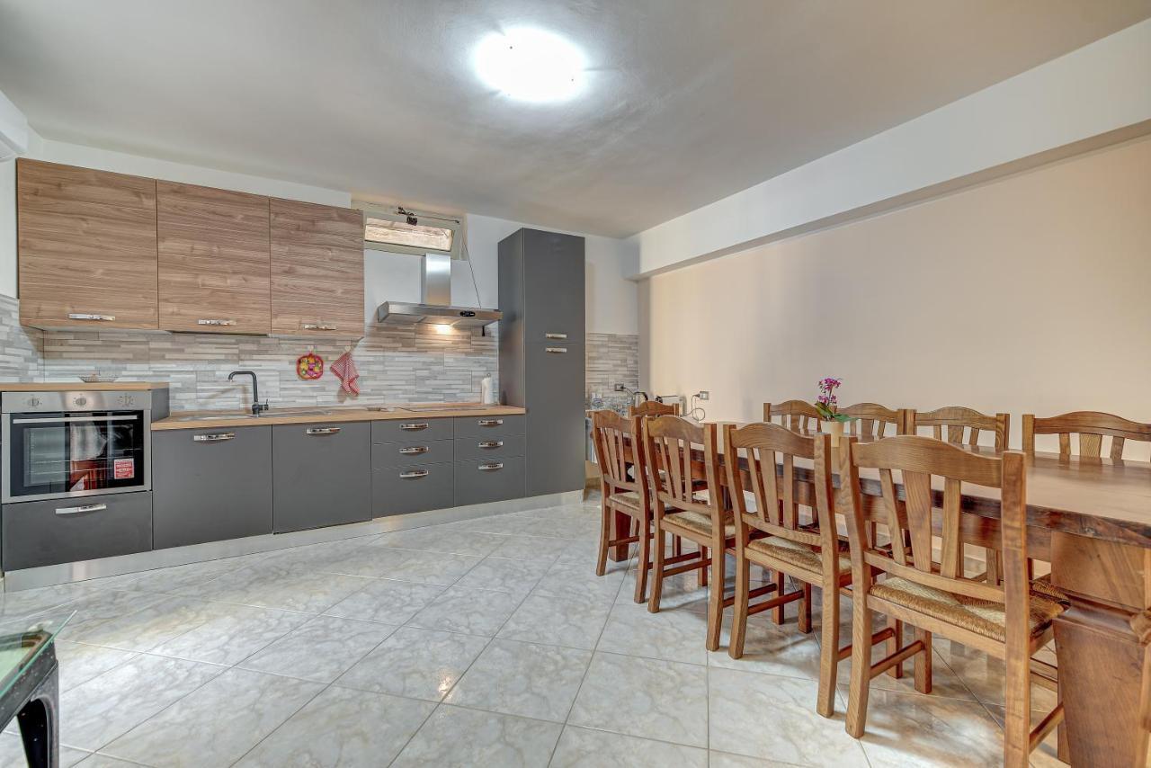 Appartamento Mileva House Civitavecchia Kültér fotó